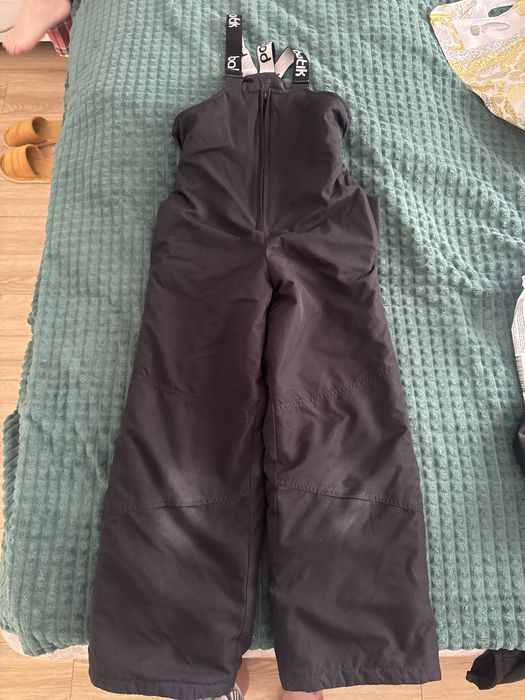 Продам комбез зимний 134