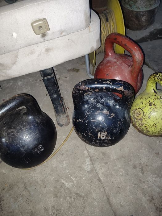 Монеты самовар значки баллоны