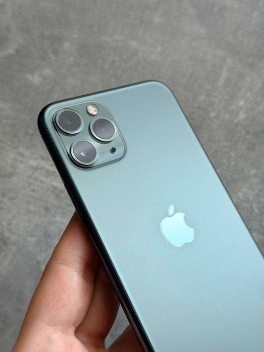 Продам iPhone 11 Pro 256 ГБ