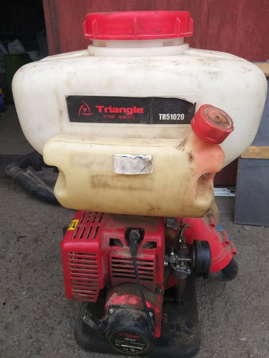 Опрыскиватель бензиновый