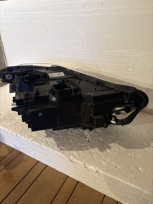 ляв фар Bmw X1 F48