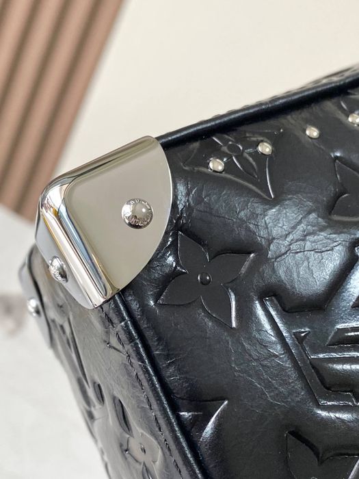 Geanta Louis Vuitton Saga