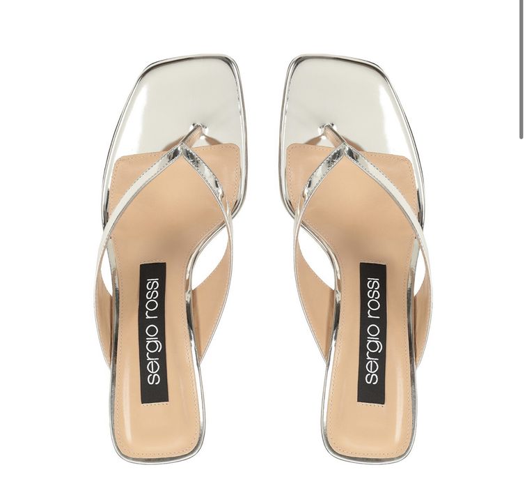 Сребърни чехли на ток Sergio Rossi