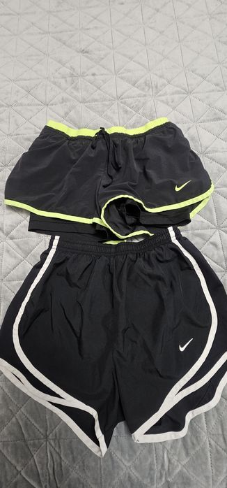 Клинове и къси гащи Nike и Adidas