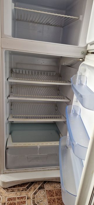 Хладилник Indesit