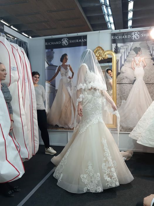 Rochie de mireasa tip sirena