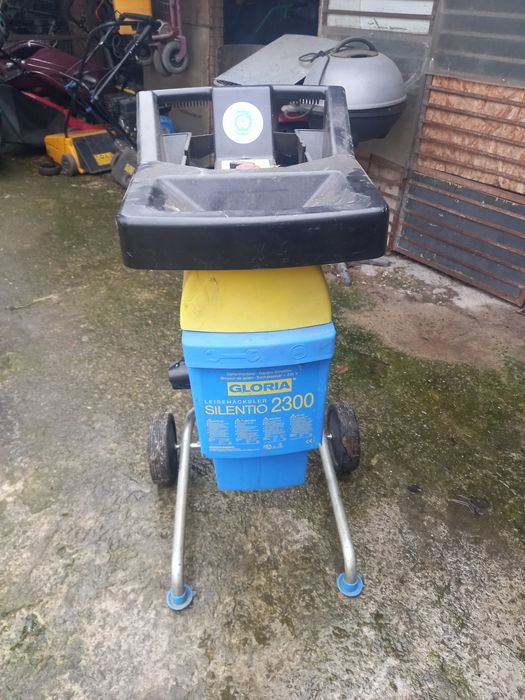 Дробилка за клони валцова GLORIA от Германия