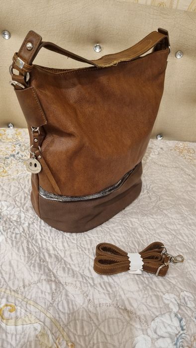 Продам сумки-тоут через плечо