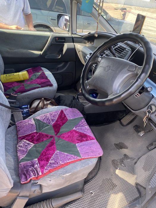 Toyota estima emina 1997