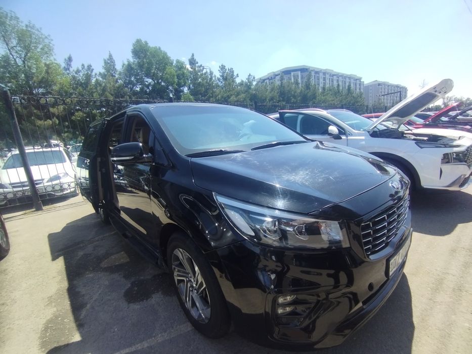 Kia Carnival 2019 — 3