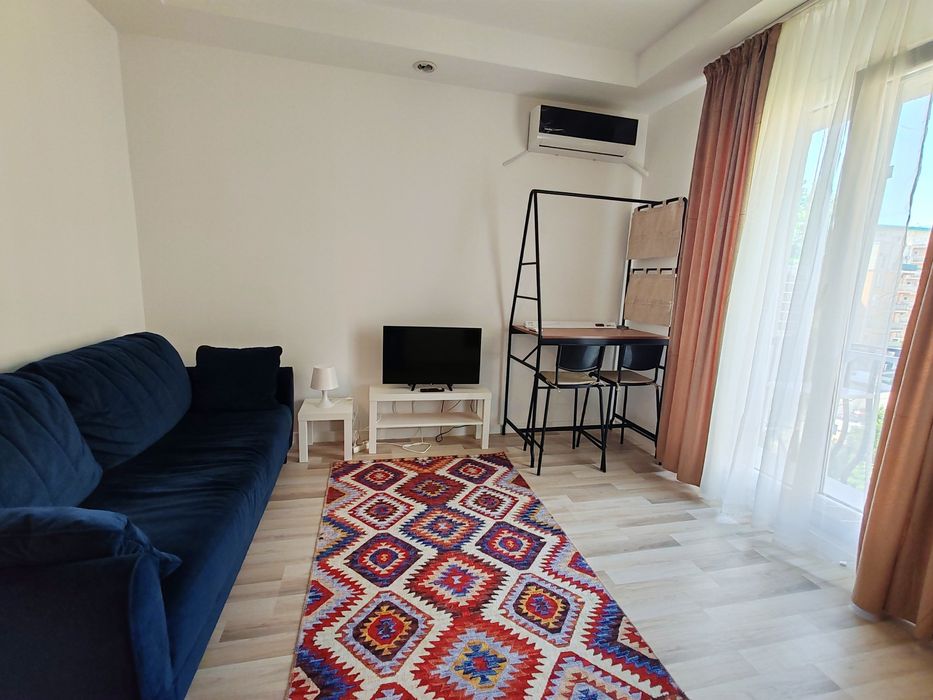 Vand studio 2 cam Cosmopolis, dormitor separat