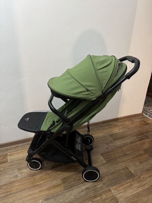 Продам коляску Anex air x