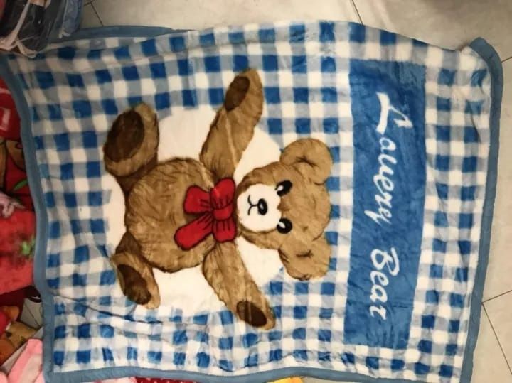 Donez 3 păturici copii