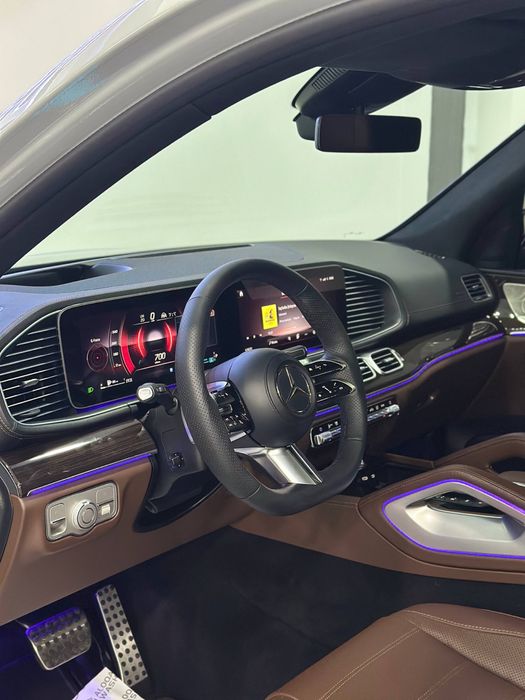 Bugun sotuvmizda Mercedes Benz GLS 450