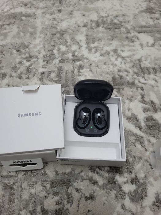 Наушники Самсунг