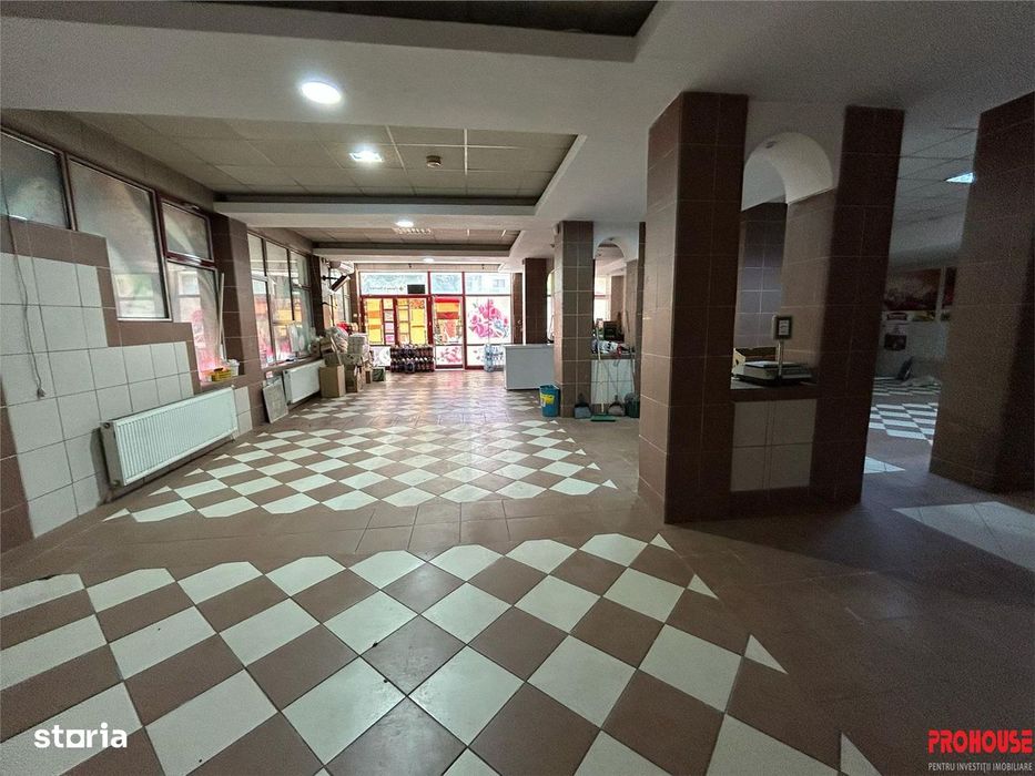 Spatiu comercial stradal - 230 mp - vanzareinchiriere