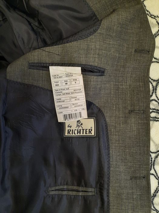 Продам мужской косюм