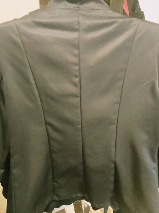 Продаю женский пиджак!!!