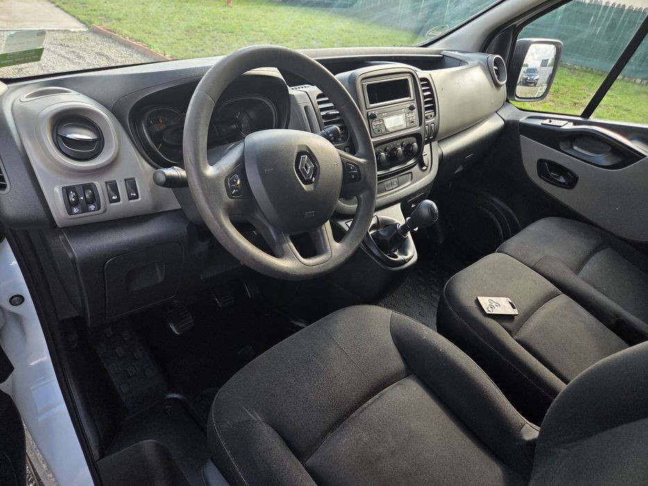 RENAULT Trafic 2016 — imagine 4