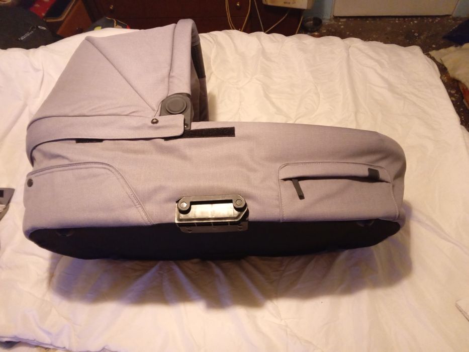 Кош за бебе! Във идеално състояние!