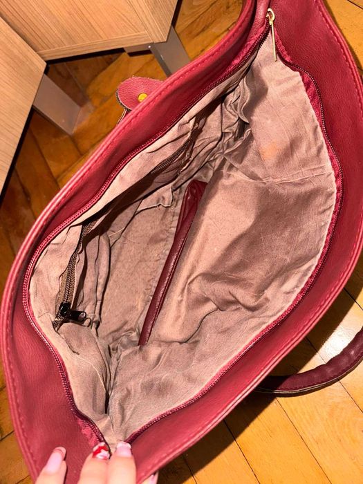 Дамска чанта, цвят бордо
