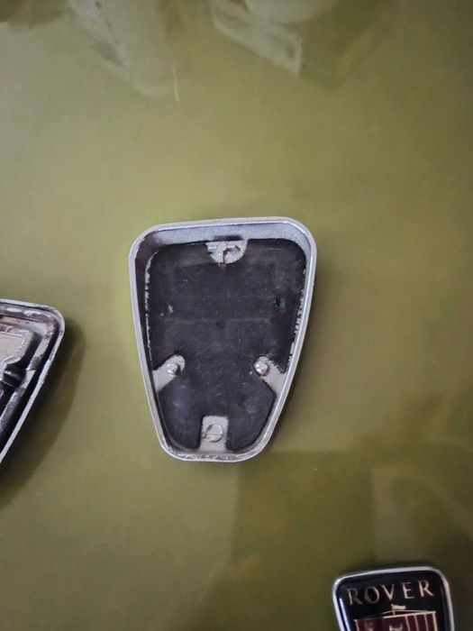 Ровър -оригинални предни и задни емблеми