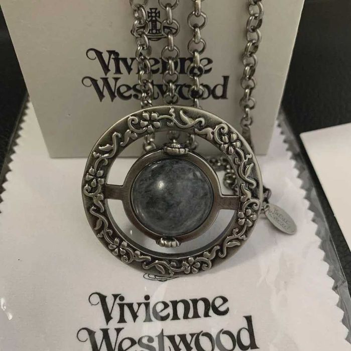 Vivienne Westwood Колие