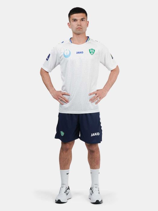 Футбольная форма сборной Узбекистна