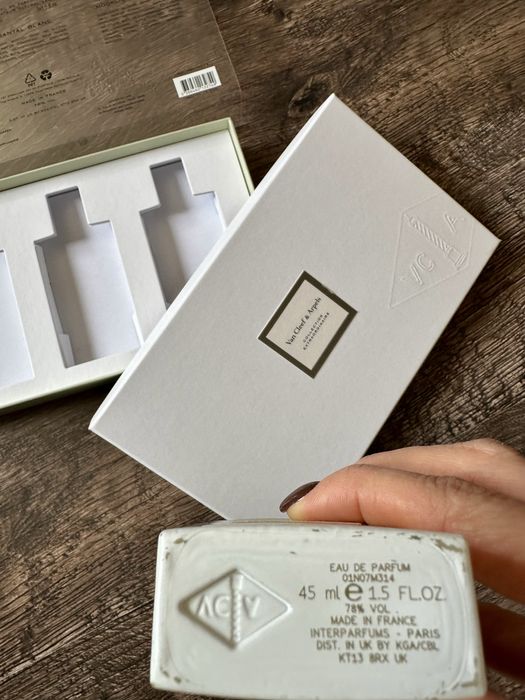 Парфюм Santal Blanc - Van Clerf & Arpels