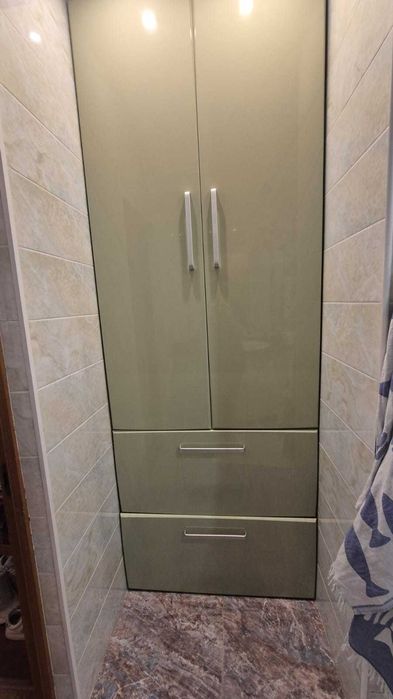 Продаю мебель -шкафы