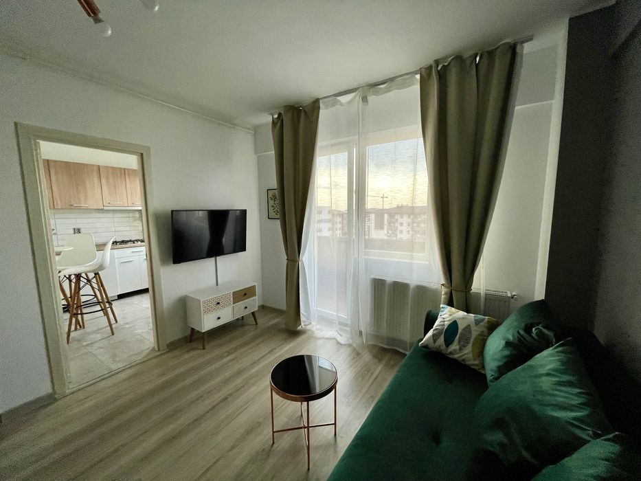 Inchiriez garsoniera mobilata elegant - Militari Residence