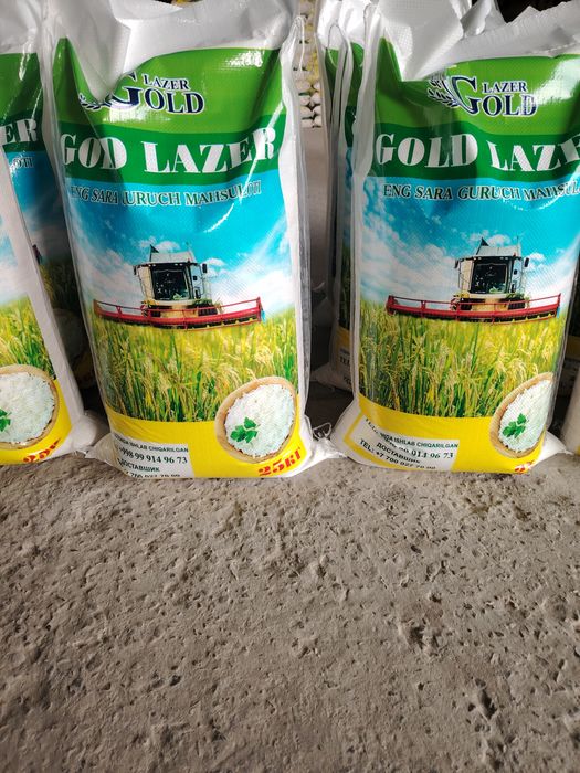 Кәрі жалаңаш семіз аналар