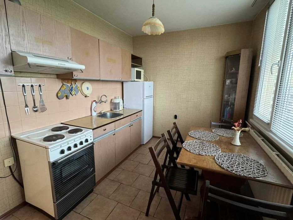 Двустаен апартамент в Каменица 2