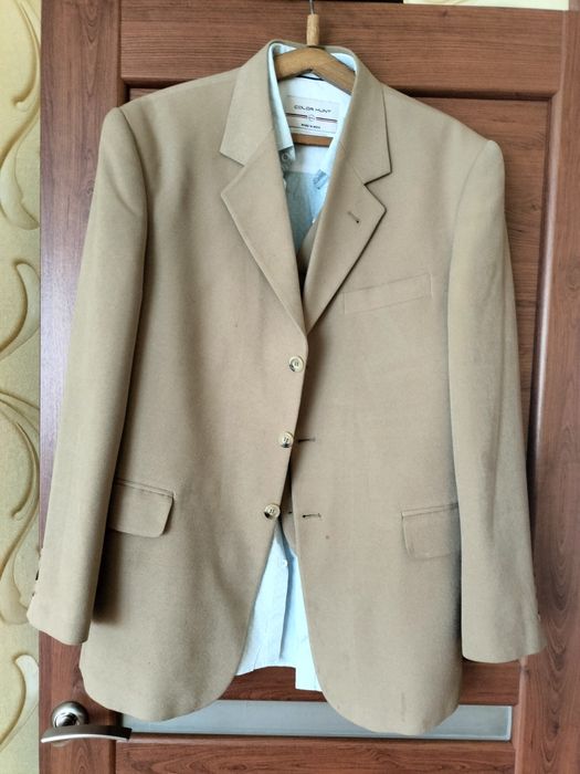 Костюм мужской качественный