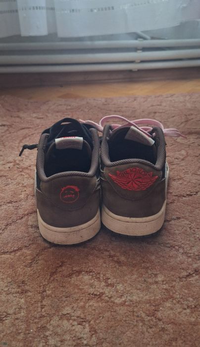 Jordan 1 Low Mocha x Travis Scott