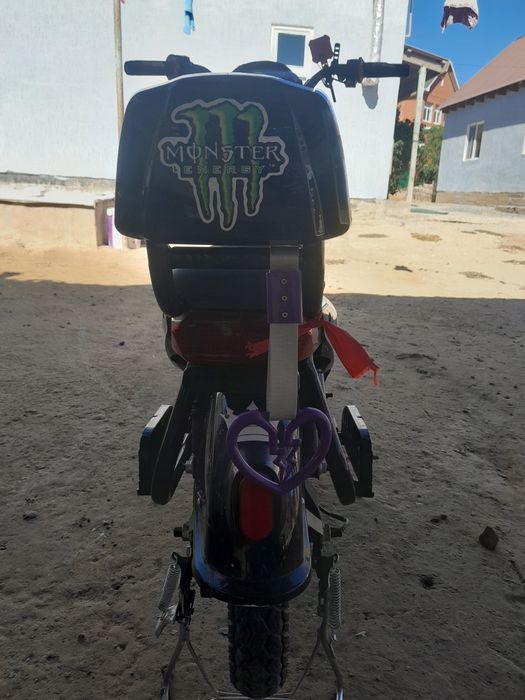 Продам скутер 70к