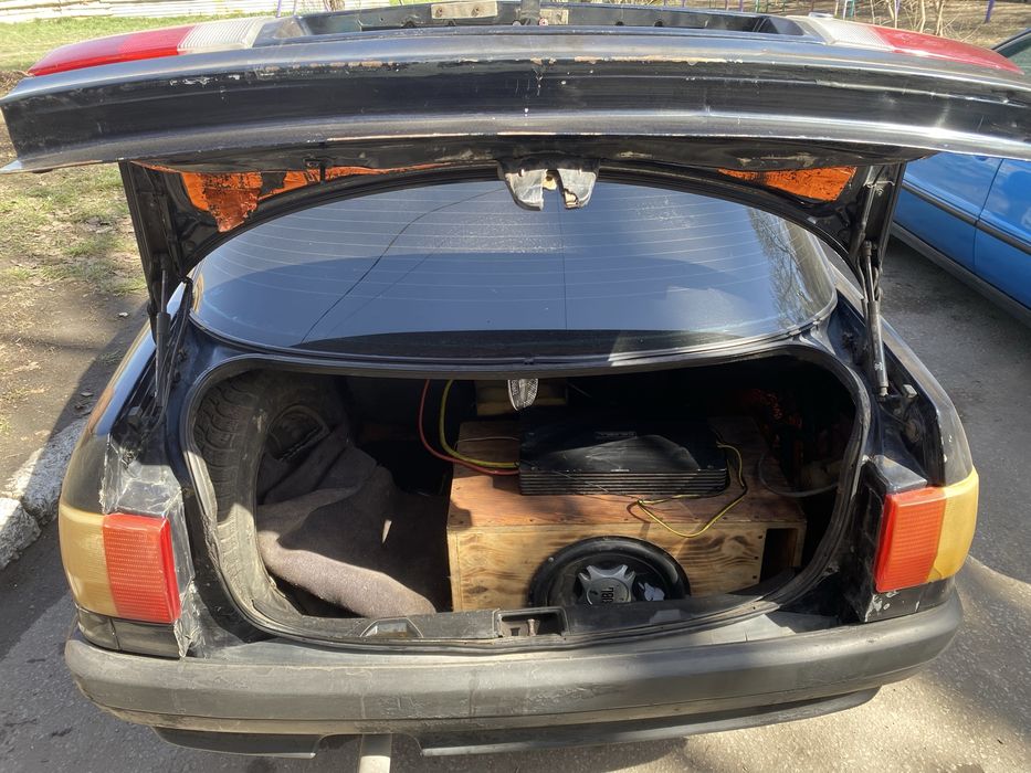 Продам ауди в хорошем состоянии