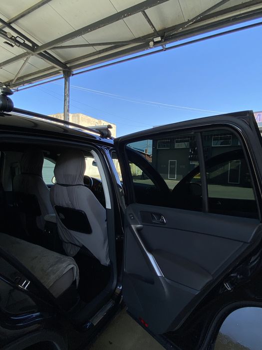 Volkswagen Tiguan 2009 2.0 TDI