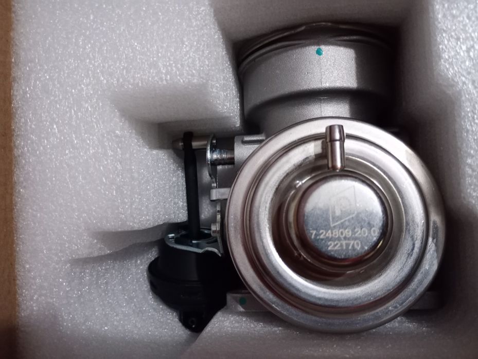 Продавам EGR клапан Пиербург 270 лева