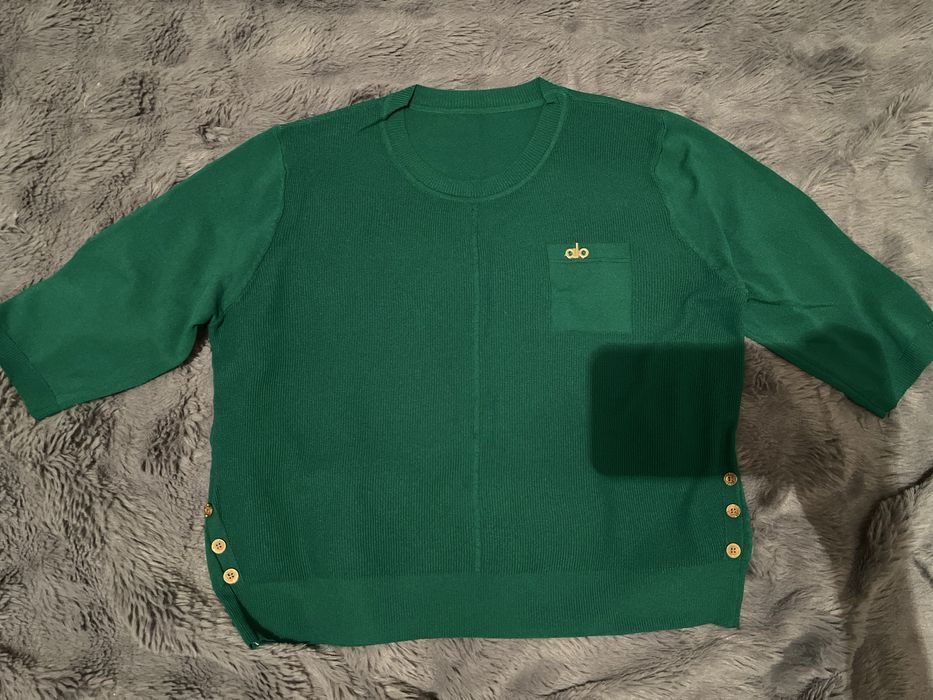 Кофты, каждая по 3000