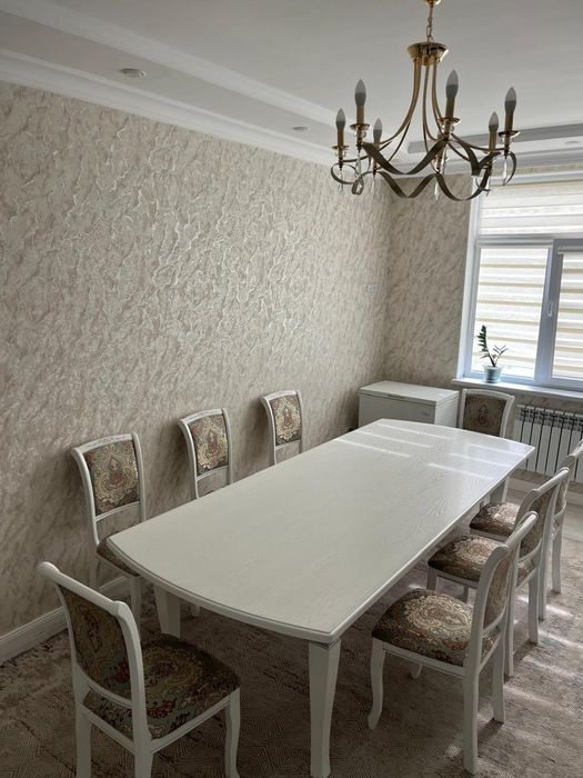 Сатылады адам тамқ ішетін стол