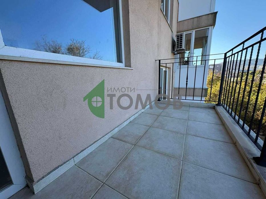 Продава се Тристаен апартамент в Шумен, Пазара - 131 кв.м за 1168 €/кв.м - Снимка #6