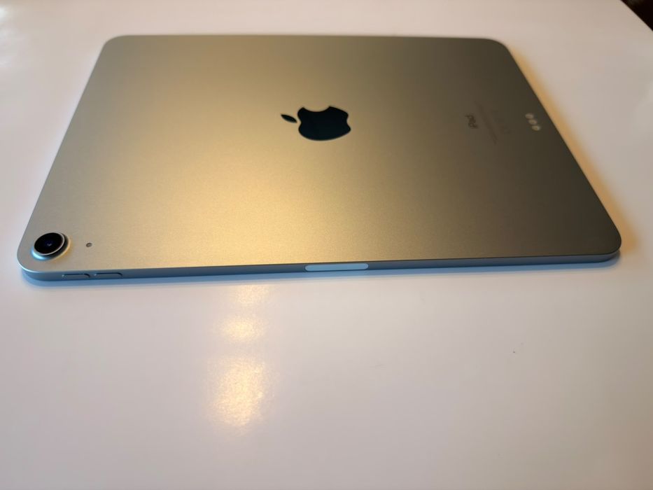 Ipad AIR 4 (4th gen) +accesorii