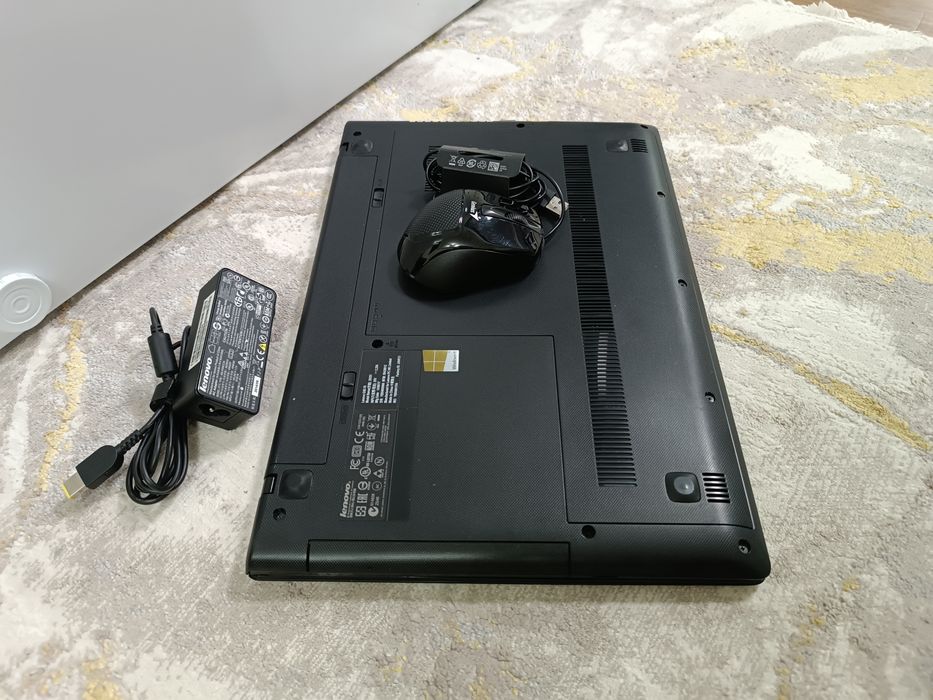 НОУТБУК Lenovo i3 + Мышка.