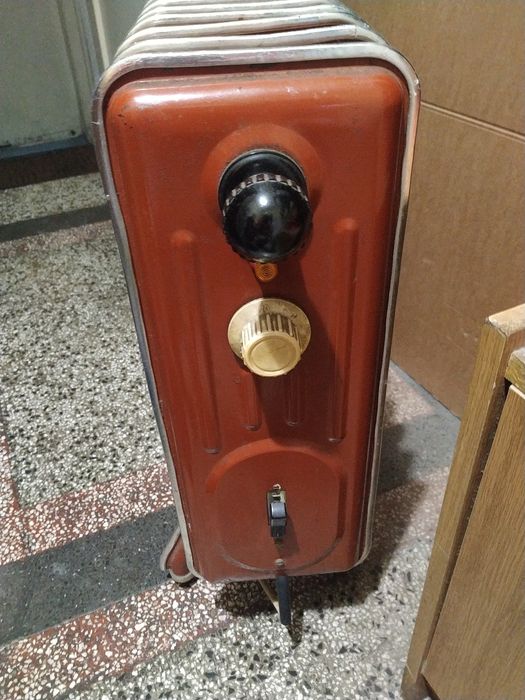 Акумулираща печка и маслен радиатор