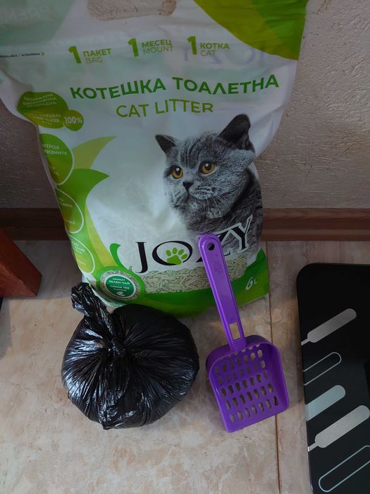 Сет котешка катерушка, тоалетна, чанта, купички и др.