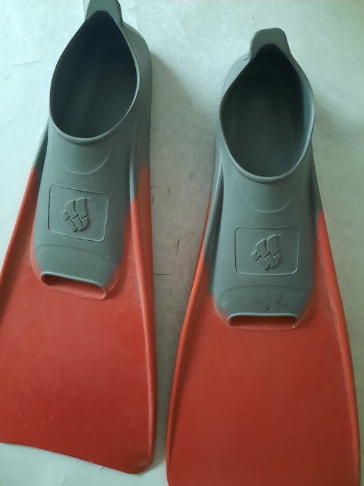 Продам ласты для плавания