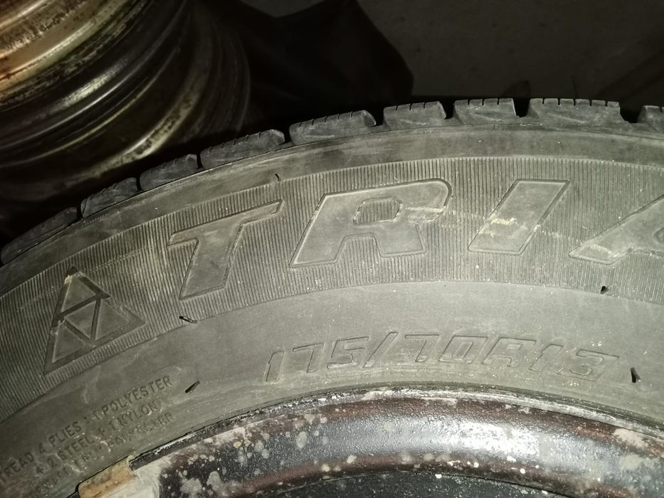 Продам шины на железных дисках 13