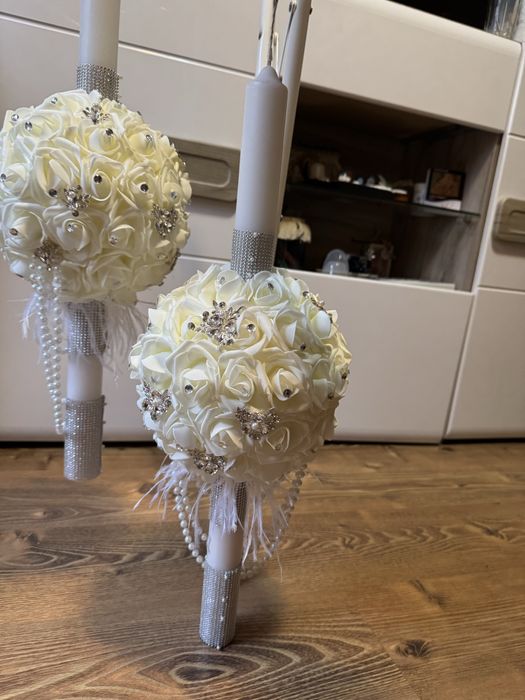 Lumanari si buchet de mireasa