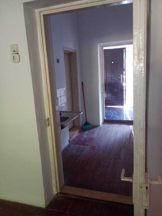 Schimb/vand apartament cu 2 camere Aninoasa